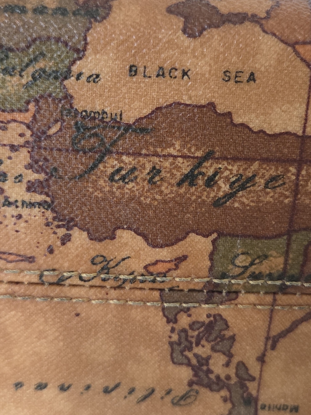 Alviero Martini 1A Classe Map Print Tote EUC - Picture 16 of 16